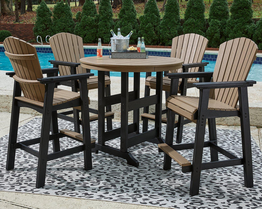 Fairen Trail Outdoor Dining Set