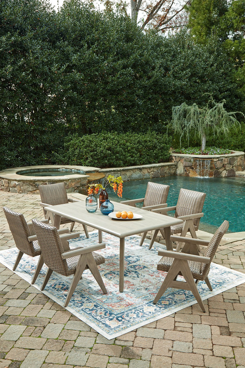 Cliff Trails Outdoor Dining Package