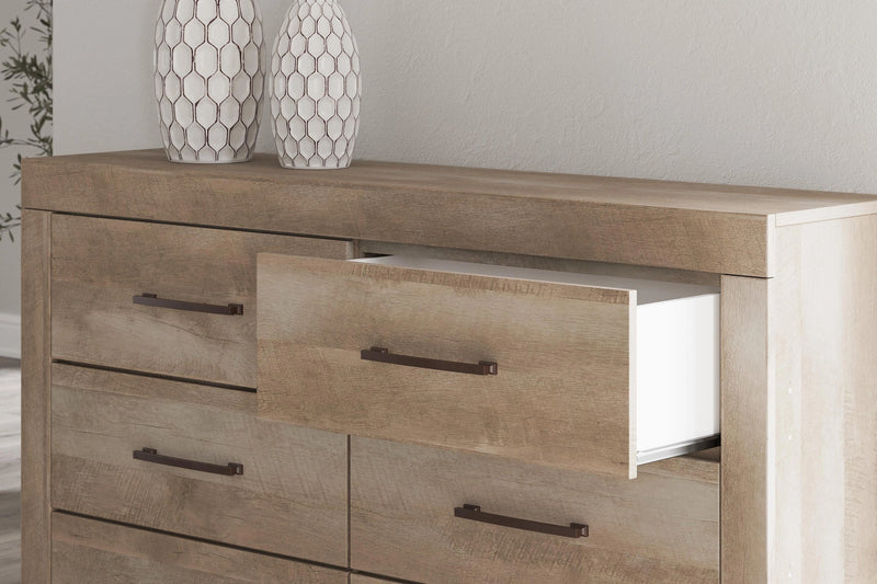 Gachester Dresser